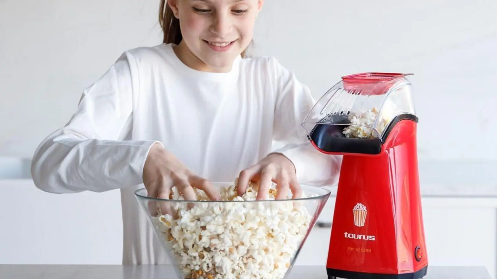 The Ultimate Guide to the Perfect Popcorn Maker for Your Home